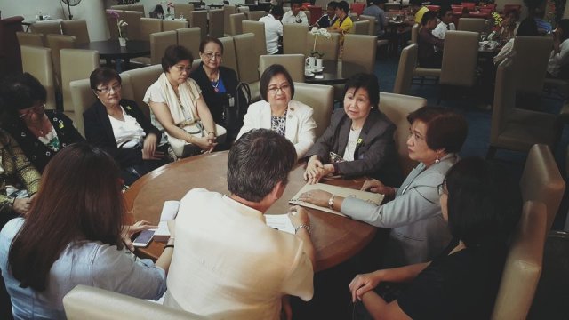 Senate Visit for Nsg Law